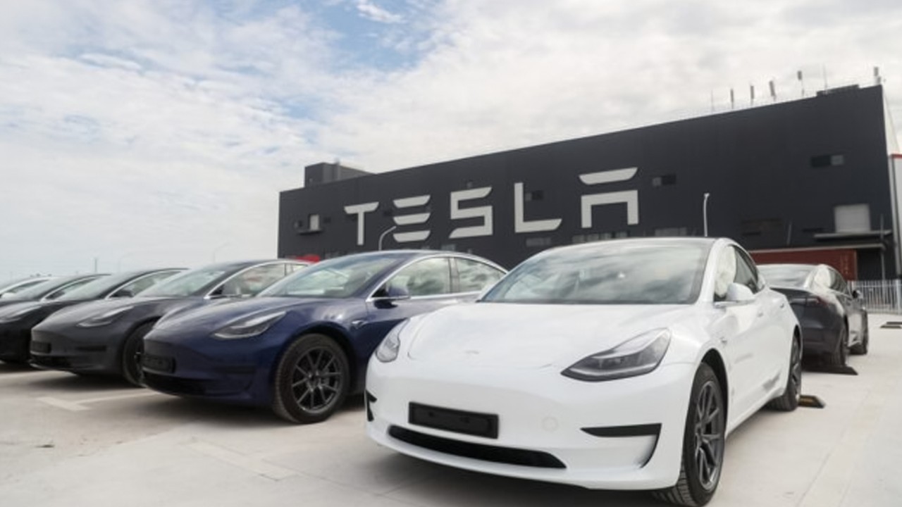 Elon Musk's Tesla is 'not interested' in producing cars in India: minister