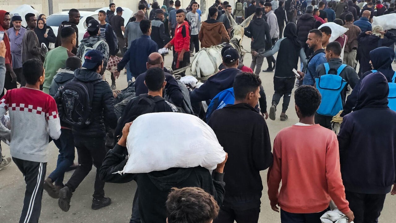 Father killed by Israeli fire while collecting aid for six daughters in Rafah