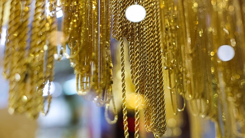 Gold prices rise in Pakistan