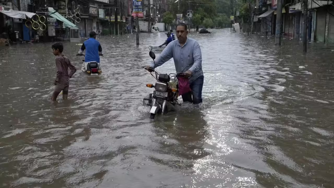 NDMA issues heavy rains, flooding alert until July 5