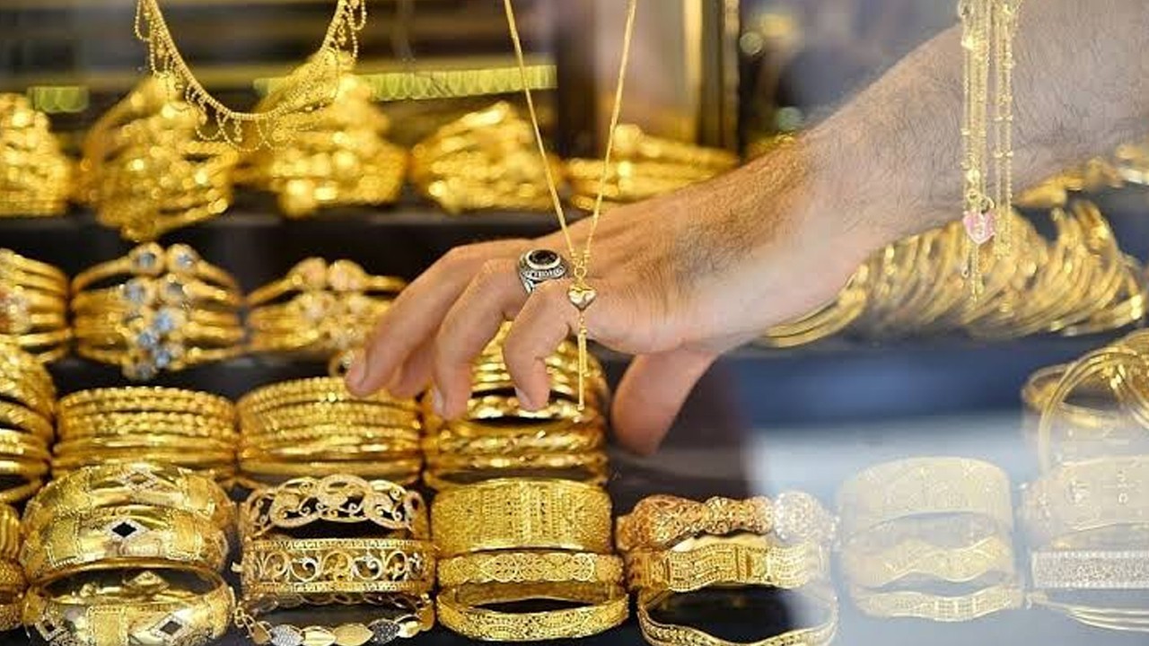 Gold price rises Rs800 per tola in Pakistan