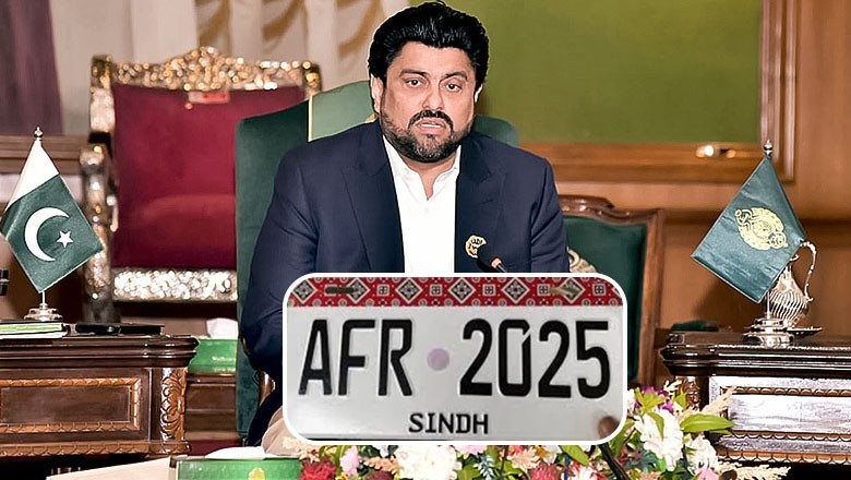 Governor Tessori asks Sindh govt to provide Ajrak number plates free of cost