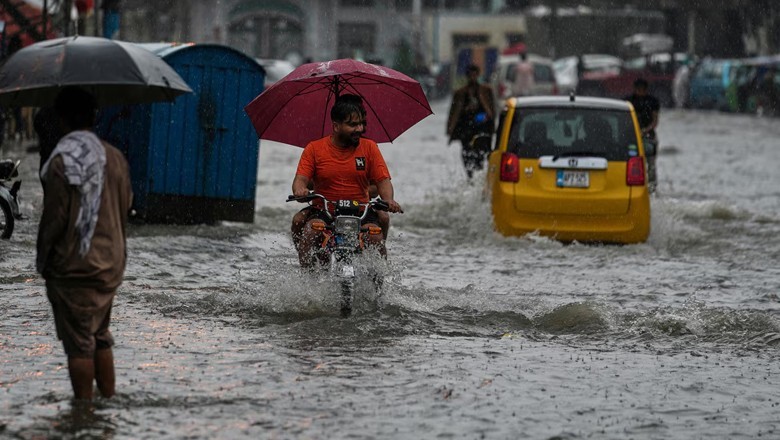 97 children among over 200 dead as monsoon rains intensify in country