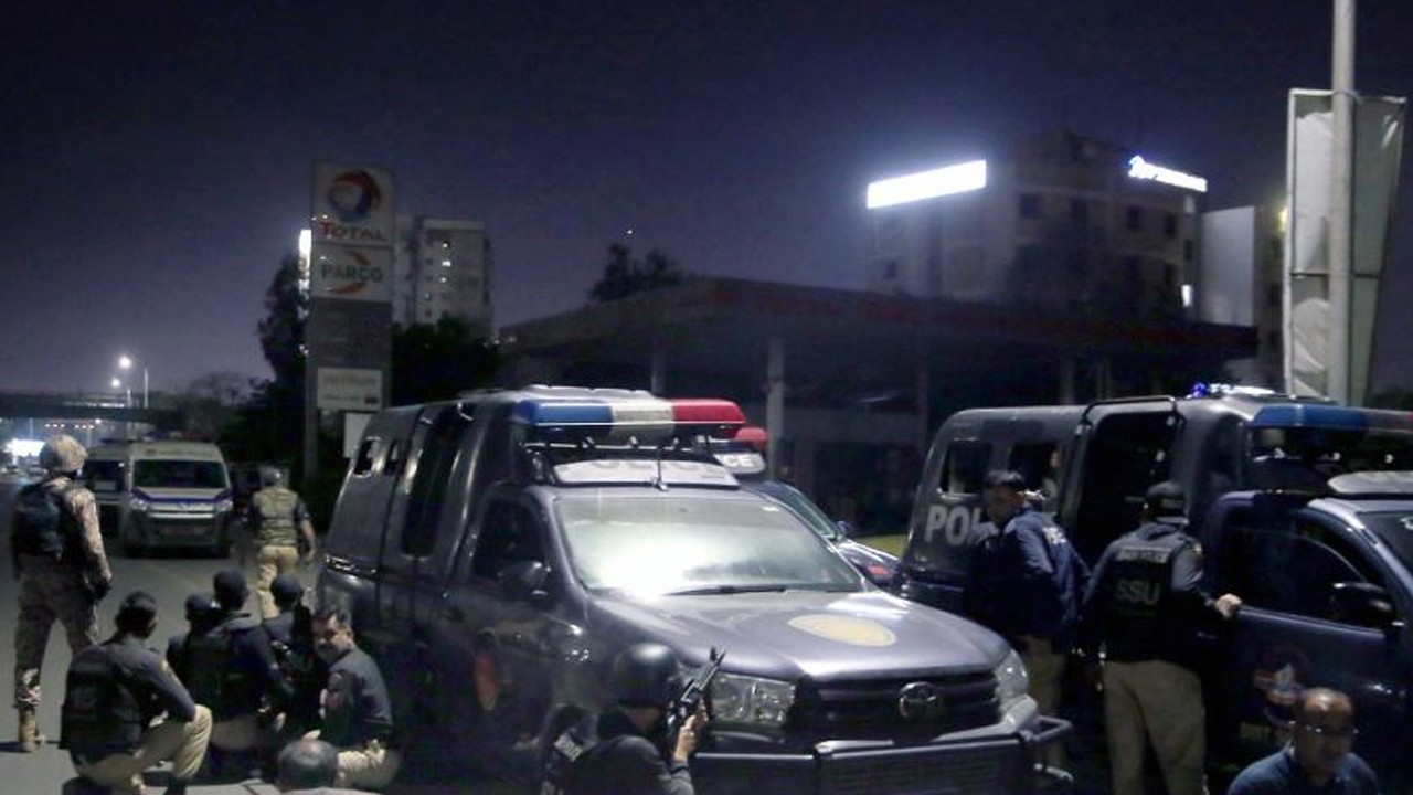 Two killed, four injured in armed clash in Karachi's Gulistan-e-Johar