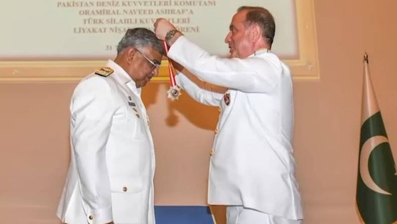 Turkiye honours Pakistan's naval chief with prestigious Legion of Merit medal