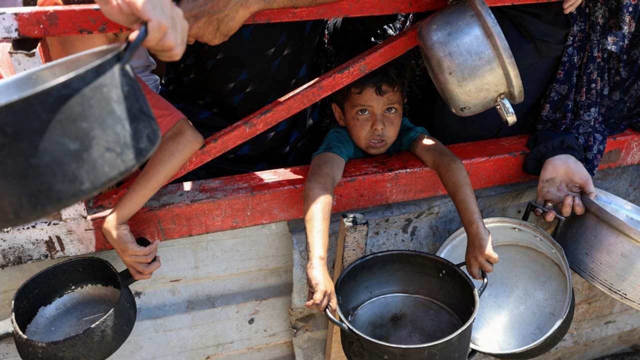 Several Palestinian children burned in Gaza aid kitchen chaos