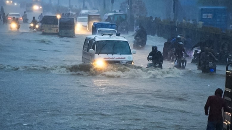 Met Office forecasts heavy rainfall in Karachi till Aug 23