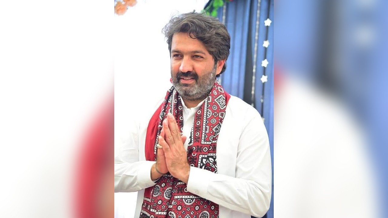 People affected by heavy rains can stay at shrines: Sindh minister