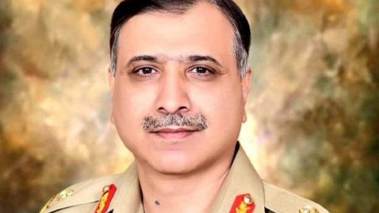 Lt Gen Asim Malik to continue serving as DG ISI