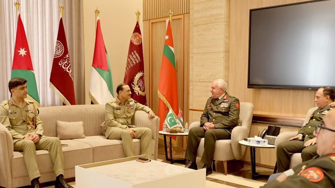 Field Marshal Asim Munir, Jordan King Abdullah II discuss defense cooperation
