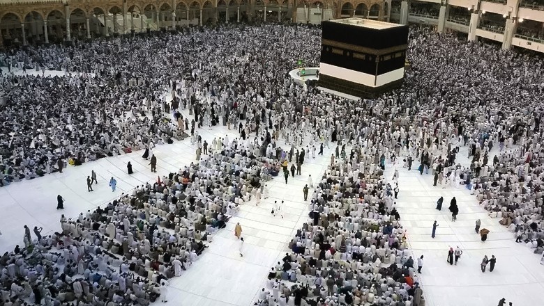 Saudi Arabia shortens Umrah visa validity to 30 days for better crowd management