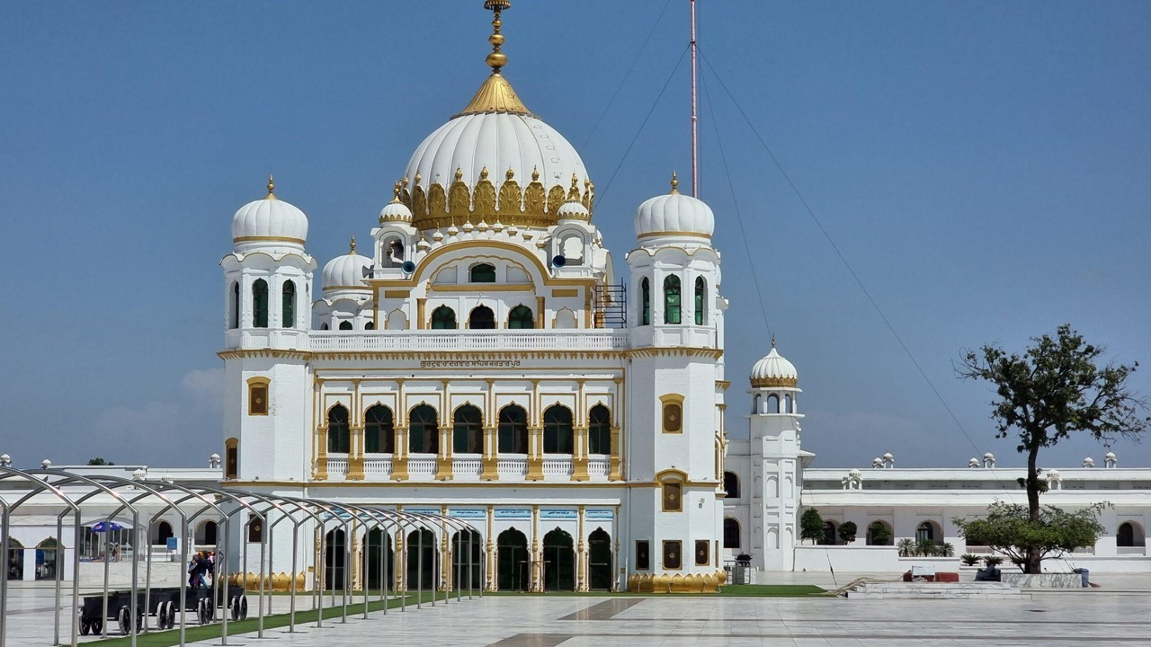 India allows 'select' Sikh groups to travel to Pakistan for Guru Nanak’s birth anniversary