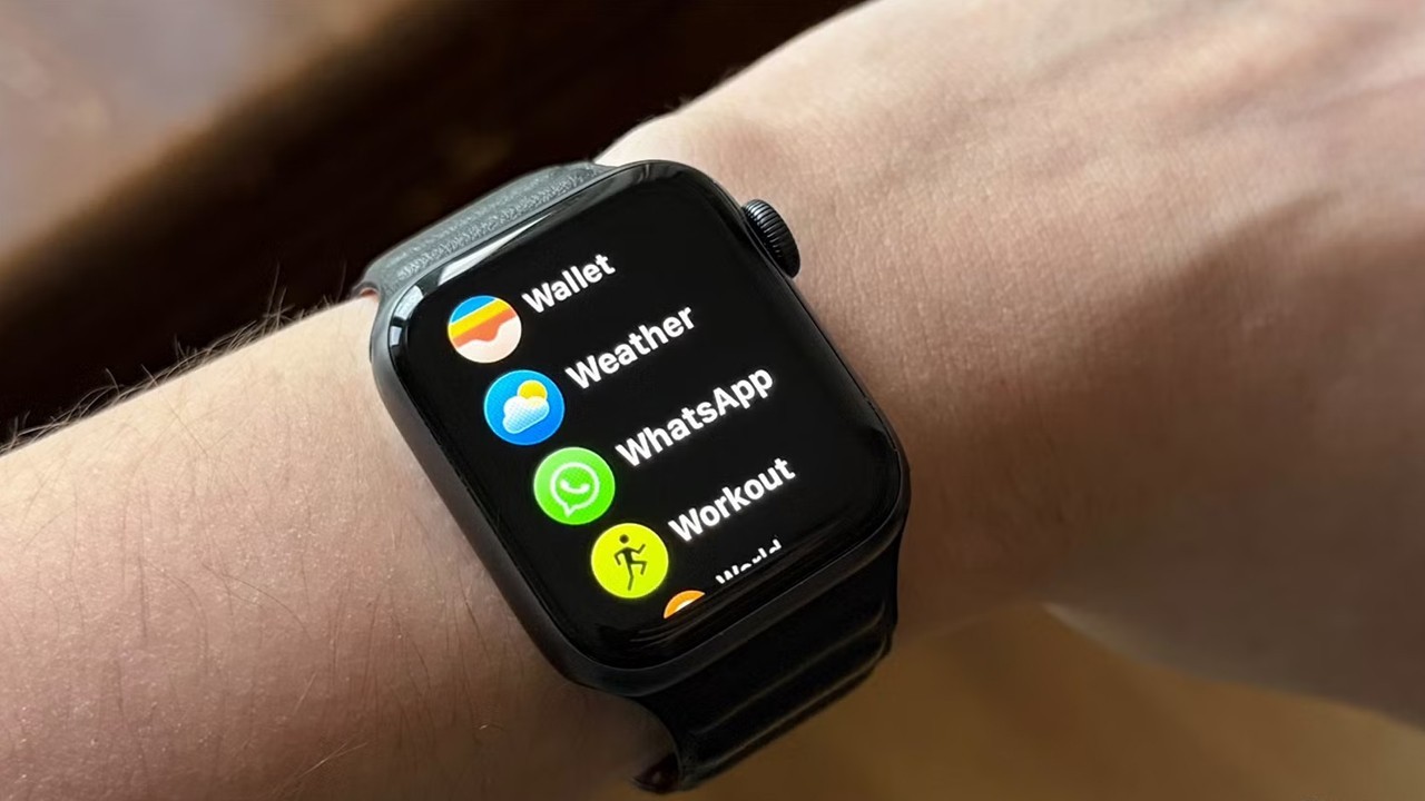 WhatsApp rolls out upgraded Apple Watch app with new features