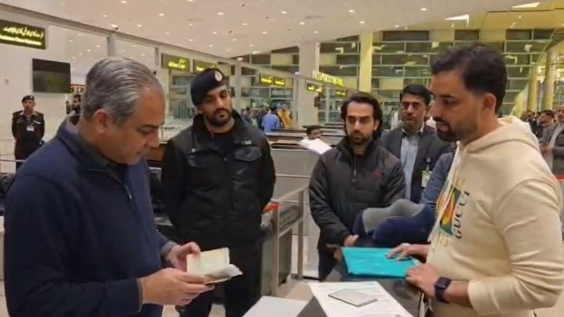 No passenger with genuine and complete documents should be stopped from travelling: Naqvi