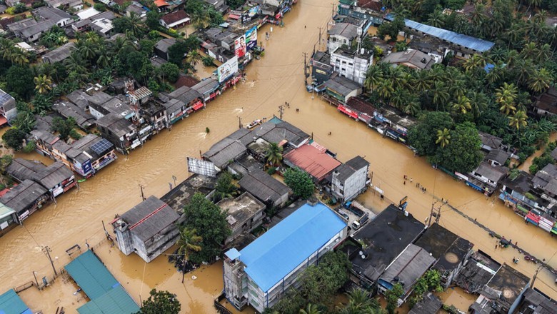 Sri Lanka reels as floods and landslides from Cyclone Ditwah kill over 330