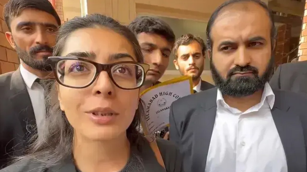 177 lawyers, civil society members call for halt to Imaan, Hadi's trial