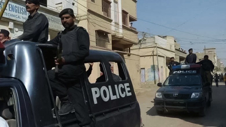 Police raid on Qadri House in Nazimabad, multiple extortion suspects arrested
