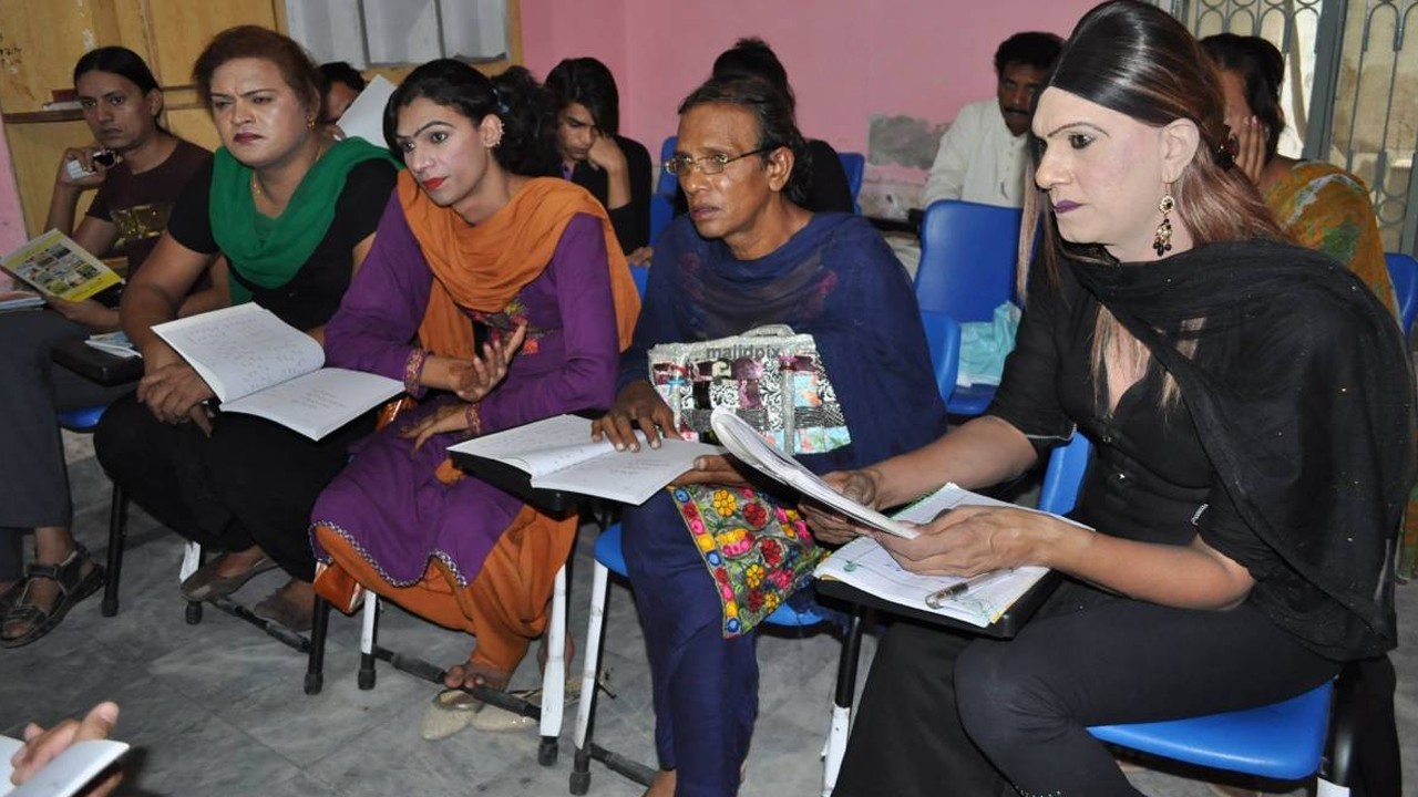 Faisalabad education dept shuts down only school for transgender community