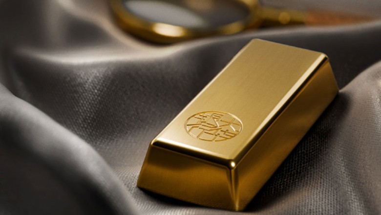 Gold price declines by Rs900 in Pakistan