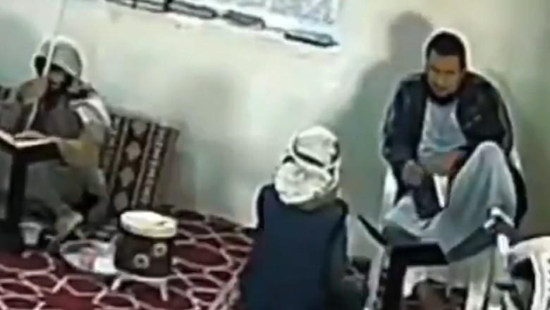 Renowned Yemeni Scholar Dr Ali Mohammed Al-Thannani passes away while teaching Quran