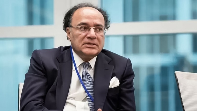 Finance minister warns of businesses exiting Pakistan amid rising costs