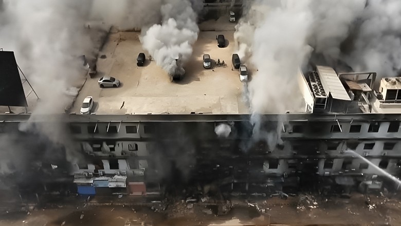 Gul Plaza fire: Rooftop door was locked, says KMC fire officer