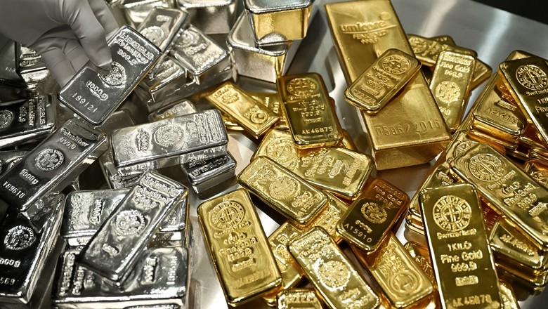 Gold price surge by Rs9,100 in Pakistan