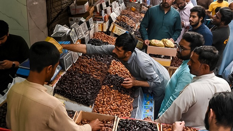 Inflation spirals as Ramazan nears