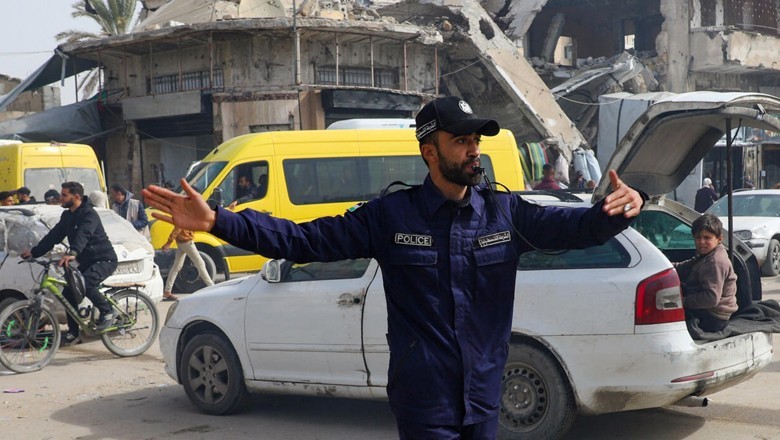 Hamas backs transfer of Gaza governance, urges full reopening of Rafah Crossing