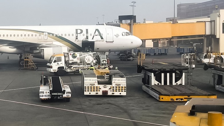 PIA offers 10% discount for passengers flying from Paris to Pakistan