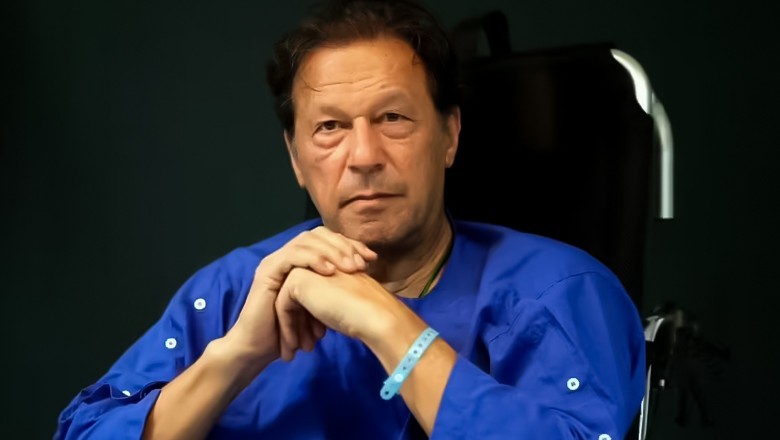 14 former cricket captains urge Pakistan to ensure medical care for Imran Khan