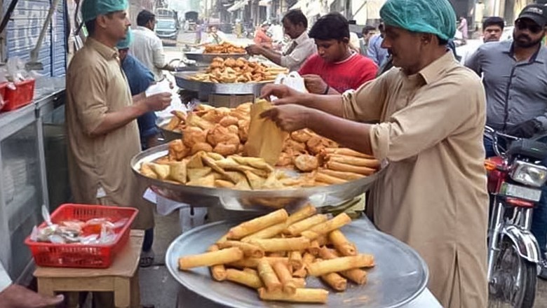 Karachi sets prices for food items during Ramadan