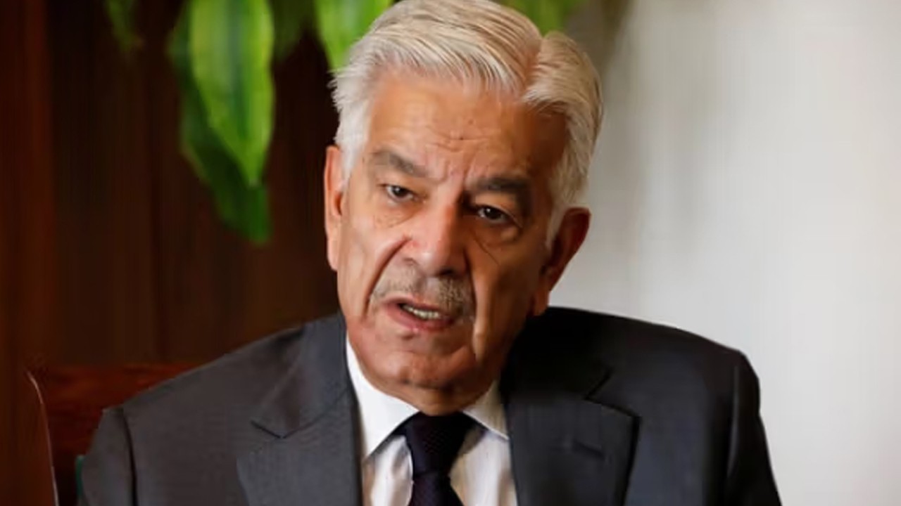 Khawaja Asif warns of possible air strikes inside Afghanistan