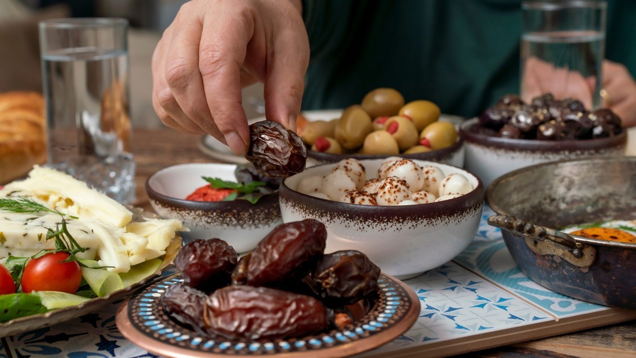 Ramadan fasting may lower heart attack risk, say experts