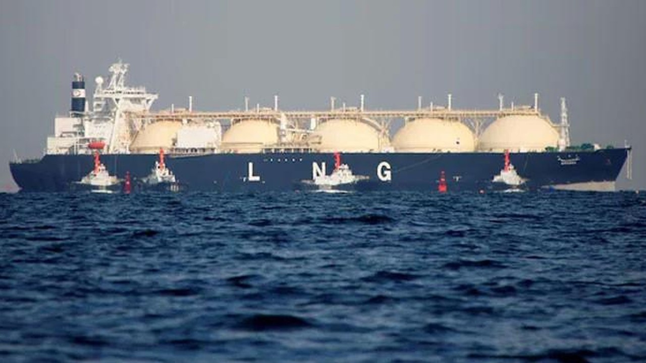 Pakistan may buy LNG on spot market amid Iran war supply disruptions: petroleum minister