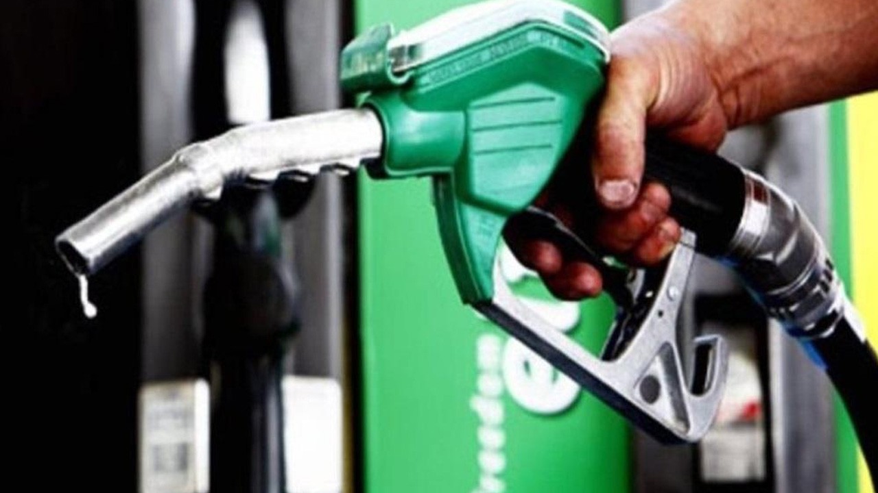 Govt increases petrol, high-speed diesel prices by Rs26 per litre