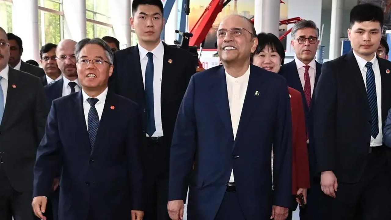President Zardari calls for stronger Pak-China industrial cooperation