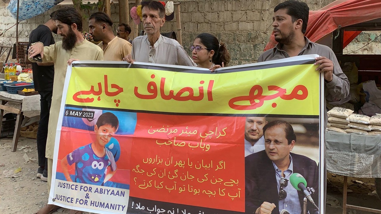 Father awaits justice even three years after child’s fatal manhole accident in Karachi