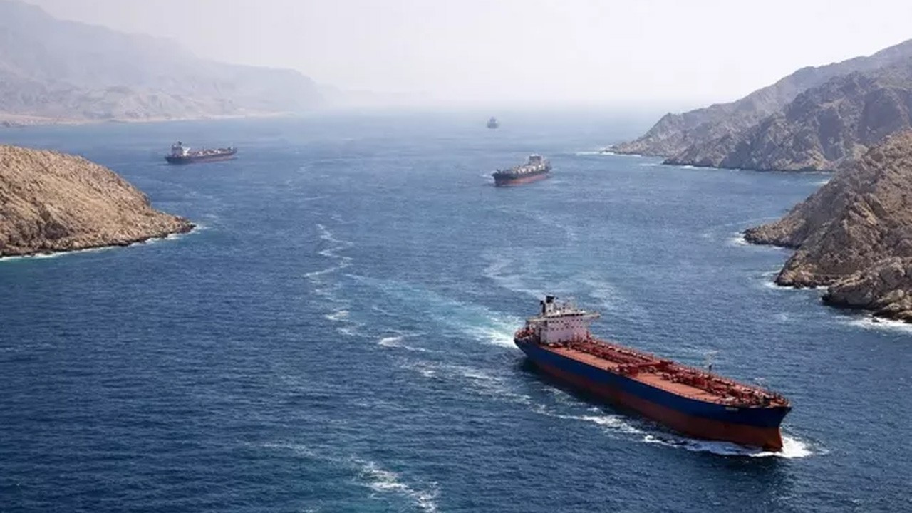 Hormuz ship traffic stays limited as only 4 commercial vessels transit in 24 hours