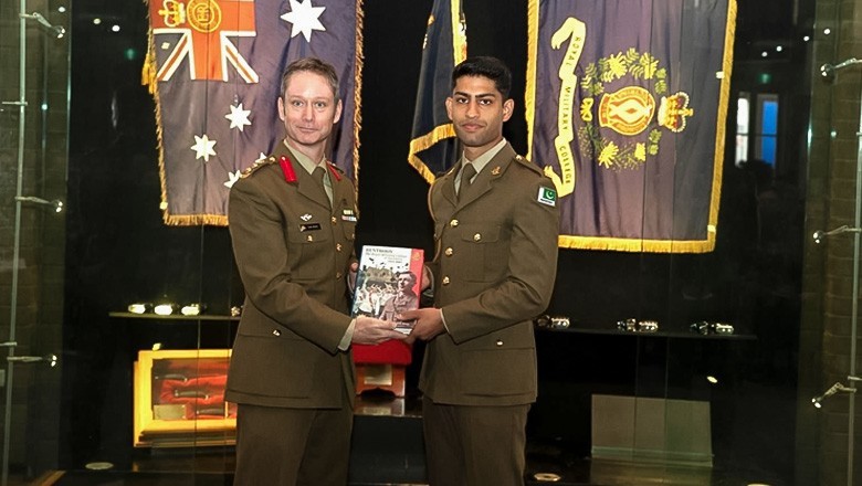 Pakistan Army cadet wins top foreign military honor at Australia’s prestigious RMC Duntroon