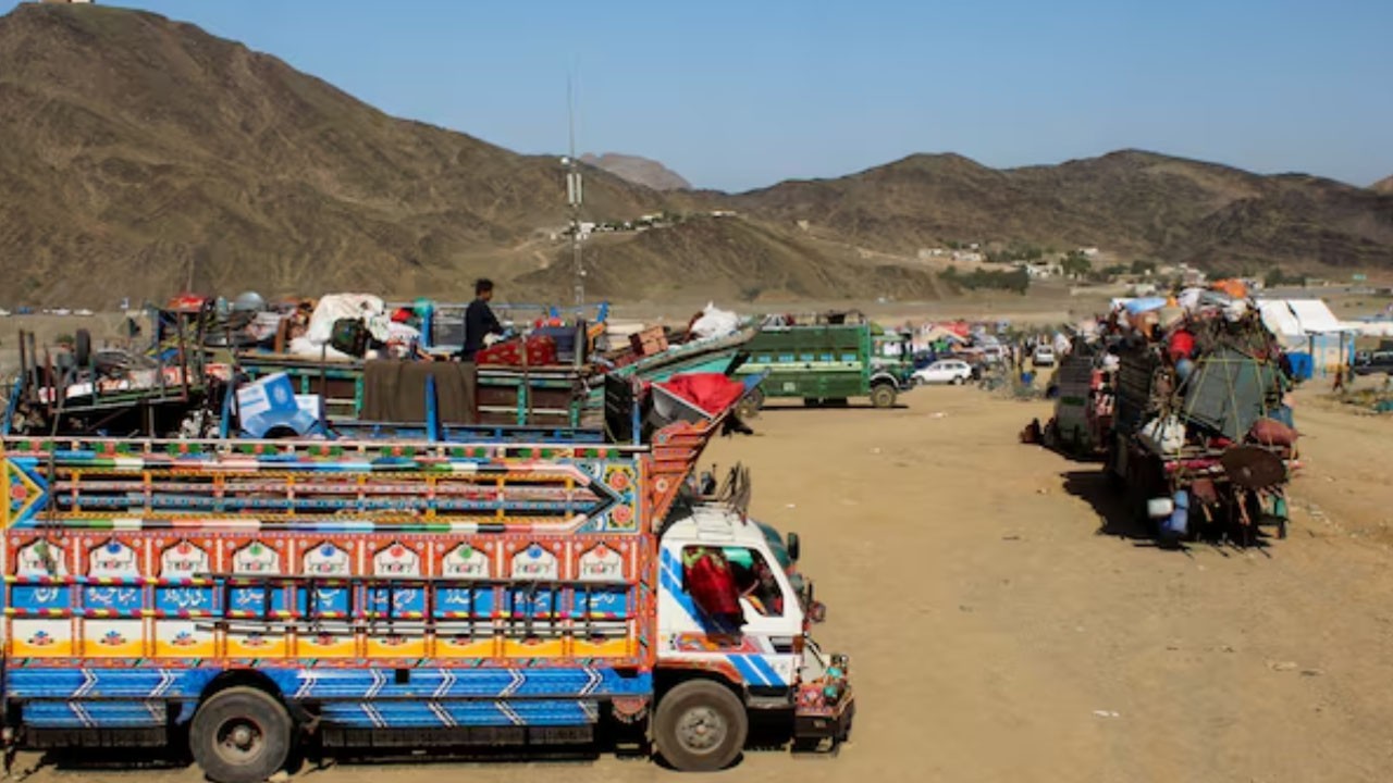 Balochistan transporters suspend mineral loading over security, extortion concerns