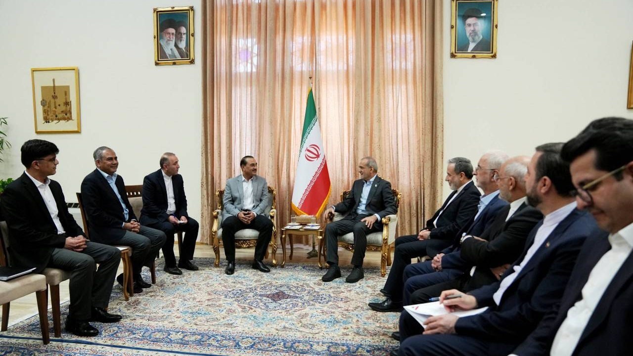 Field Marshal Munir holds talks with Iran president, chief negotiator in Tehran