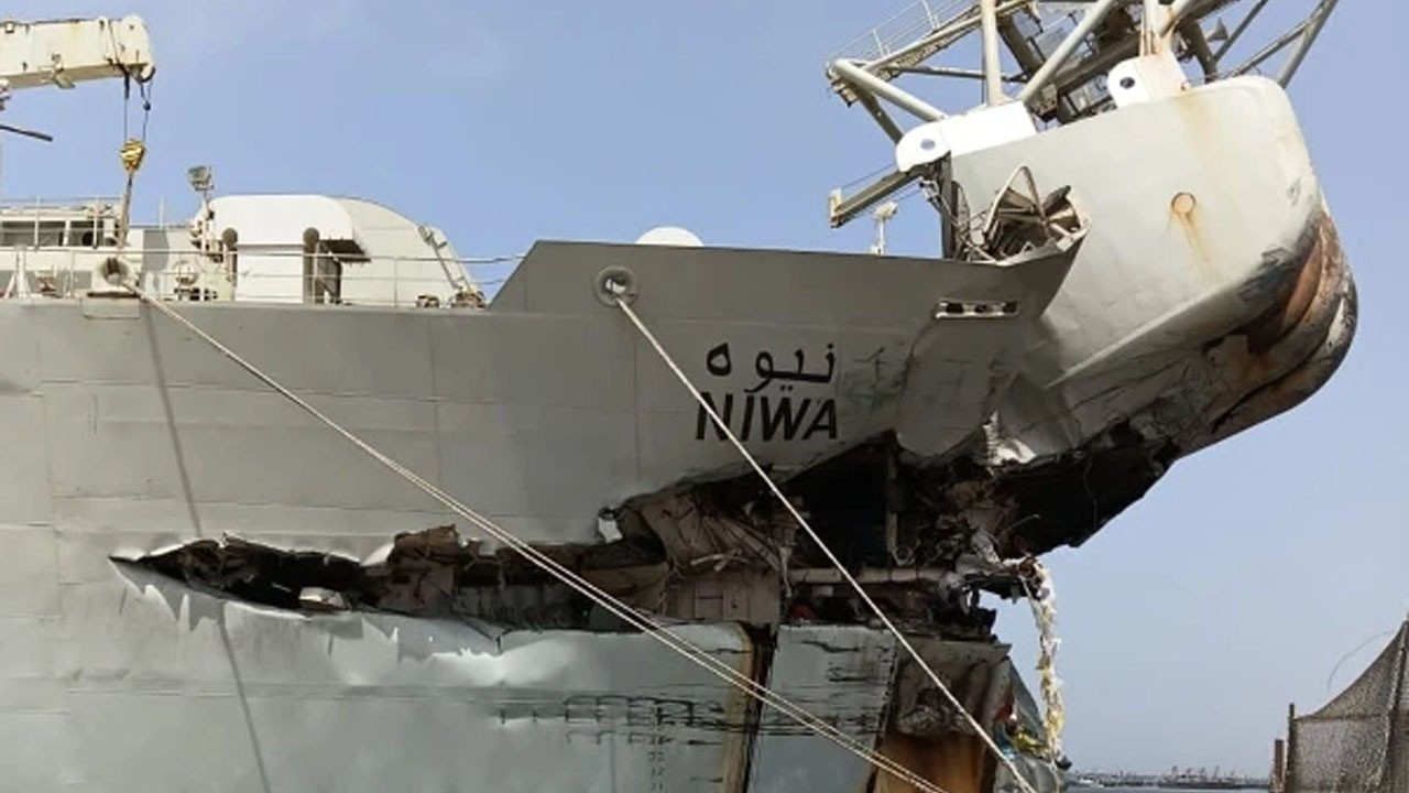 Cargo ships collide within Karachi Port limits