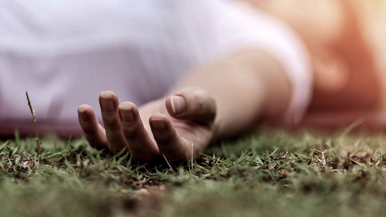 Mother of three reportedly commits suicide by jumping from 11th floor in Islamabad