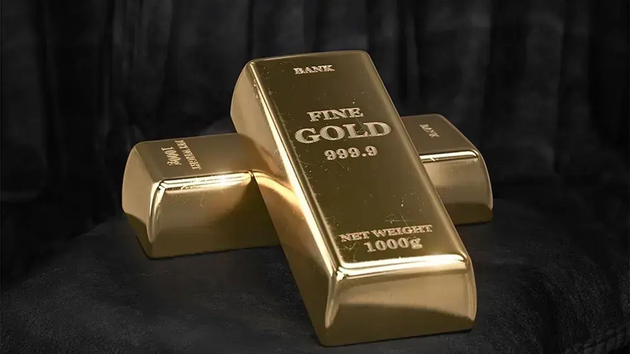 Gold sees Rs4,370 per tola increase in Pakistan