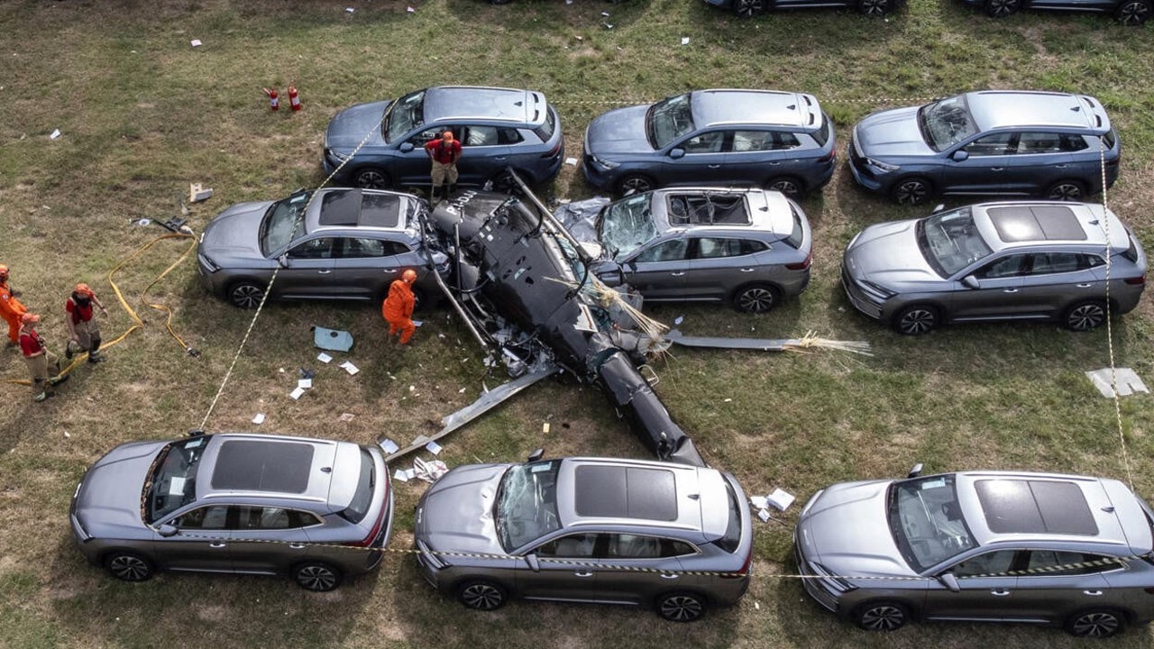 6 killed in mid-air helicopter collision in Brazil