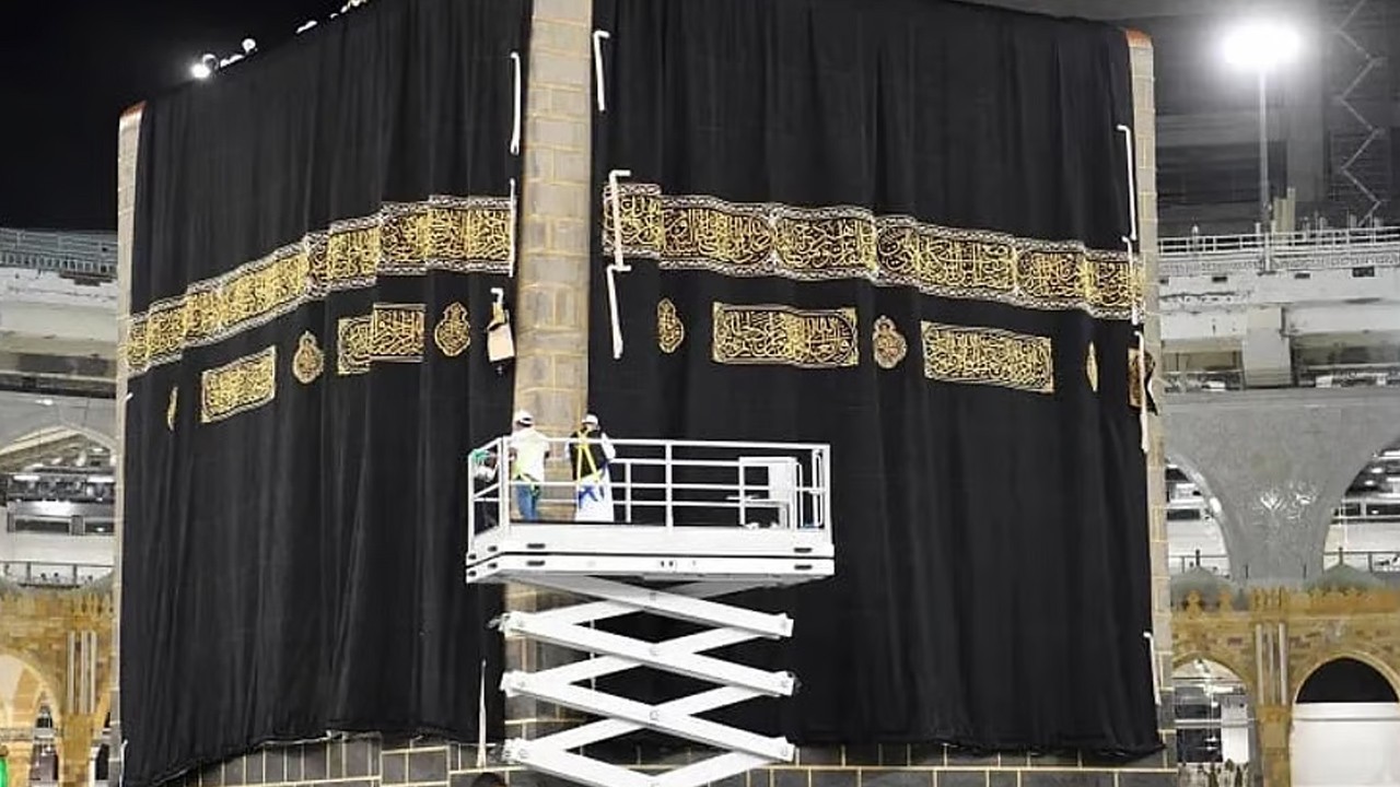 Holy Kaaba to be adorned with new Kiswa as new Hijri year begins