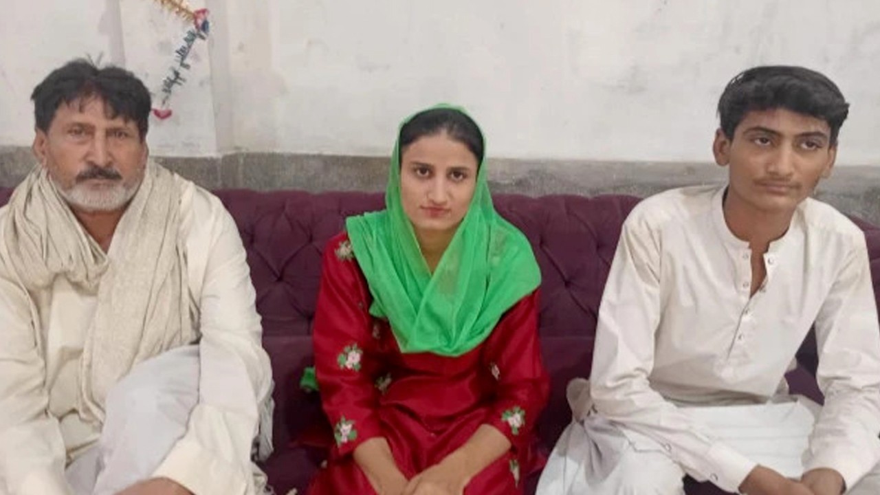 Woman missing since 2015 reunited with family in Karachi after identification