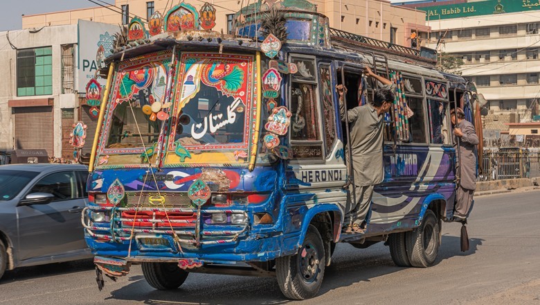 Karachi transporters call off strike, public transport to resume tomorrow