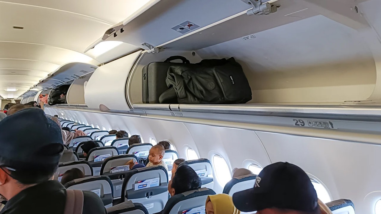 Airline faces questions as passengers challenge offloading
